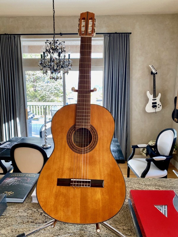Vintage JAPAN MADE 1969 KUROSAWA New Fujo Classical 6 String Vintage JAPAN MADE 1969 KUROSAWA New Fujo Classical 6 String