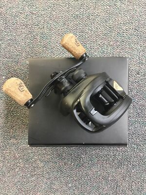 13 FISHING Concept A2 Baitcast Reel RIGHT HAND 6.8:1 RH