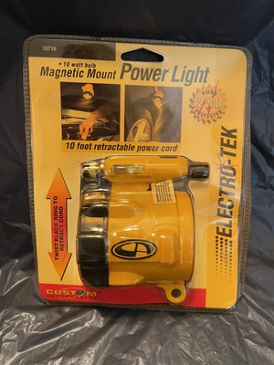 ELECTRO-TEK  Magnetic Mount Power Light 12 Volt  Corded