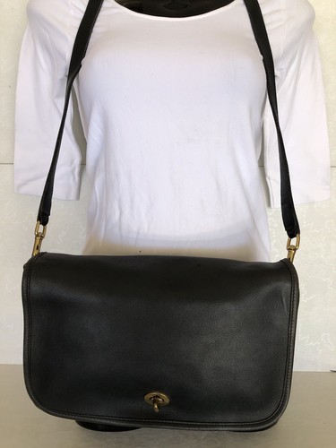 Old Coach 3808 Turnlock ShoulderBlack Leather From The 70's