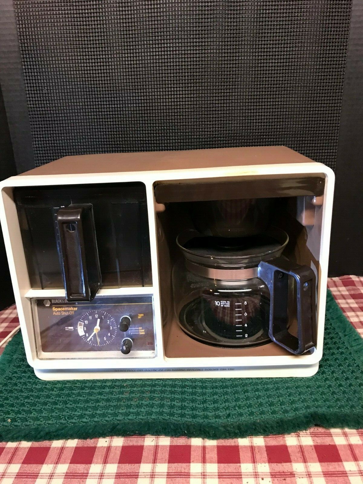 Vintage Black & Decker Spacemaker Under Cabinet 10 Cup Coffee Maker