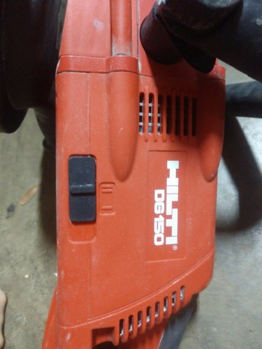 Hilti DG150 Concrete Grinder w/ DPC 20 Power Supply w/ Case