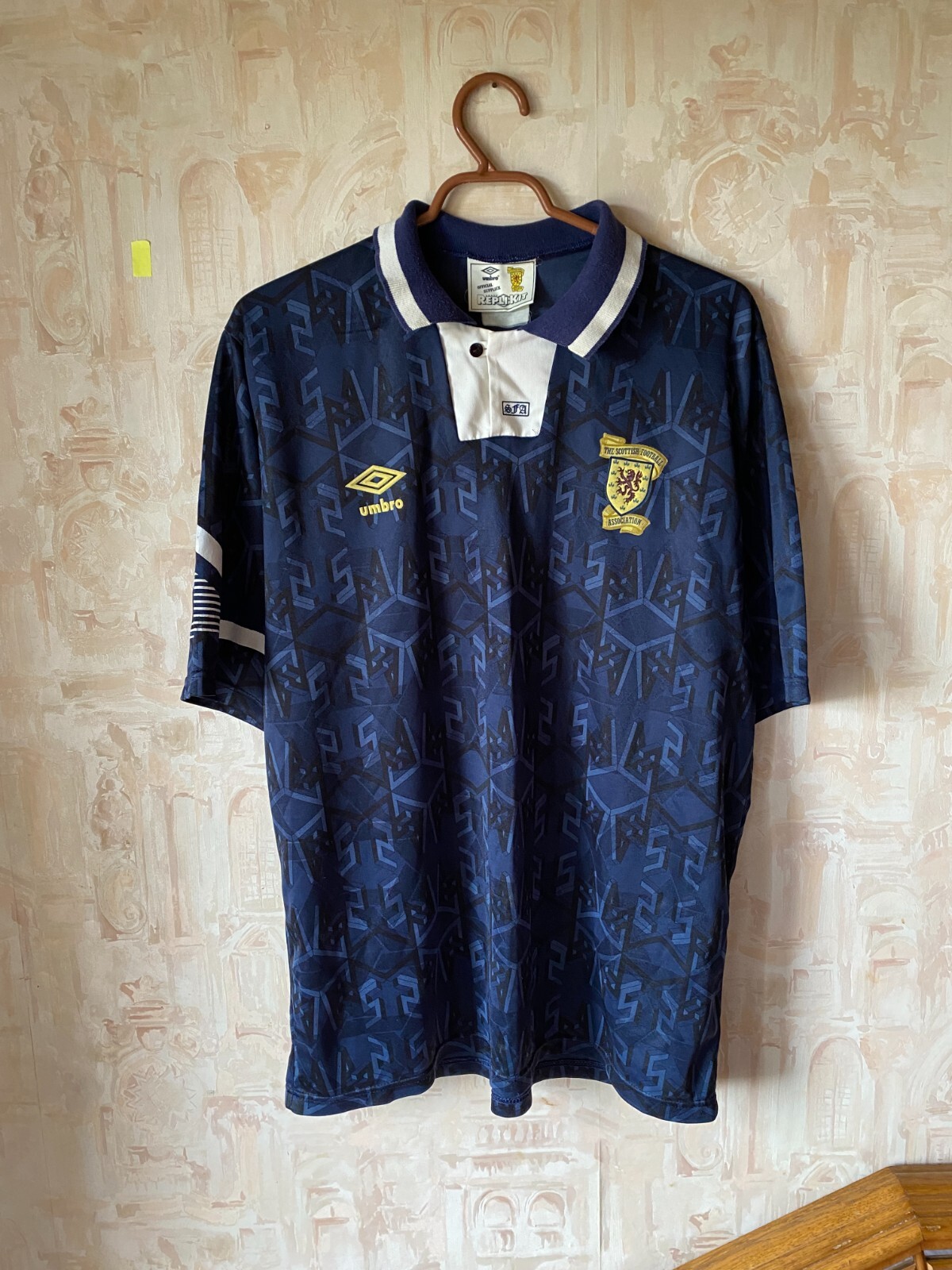 SCOTLAND NATIONAL TEAM 1991/1994 HOME FOOTBALL SHIRT JERSEY