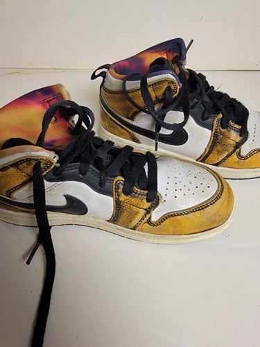 Nike Air Jordan 1 Used Mid SE Orange Sail Taxi Wear Away