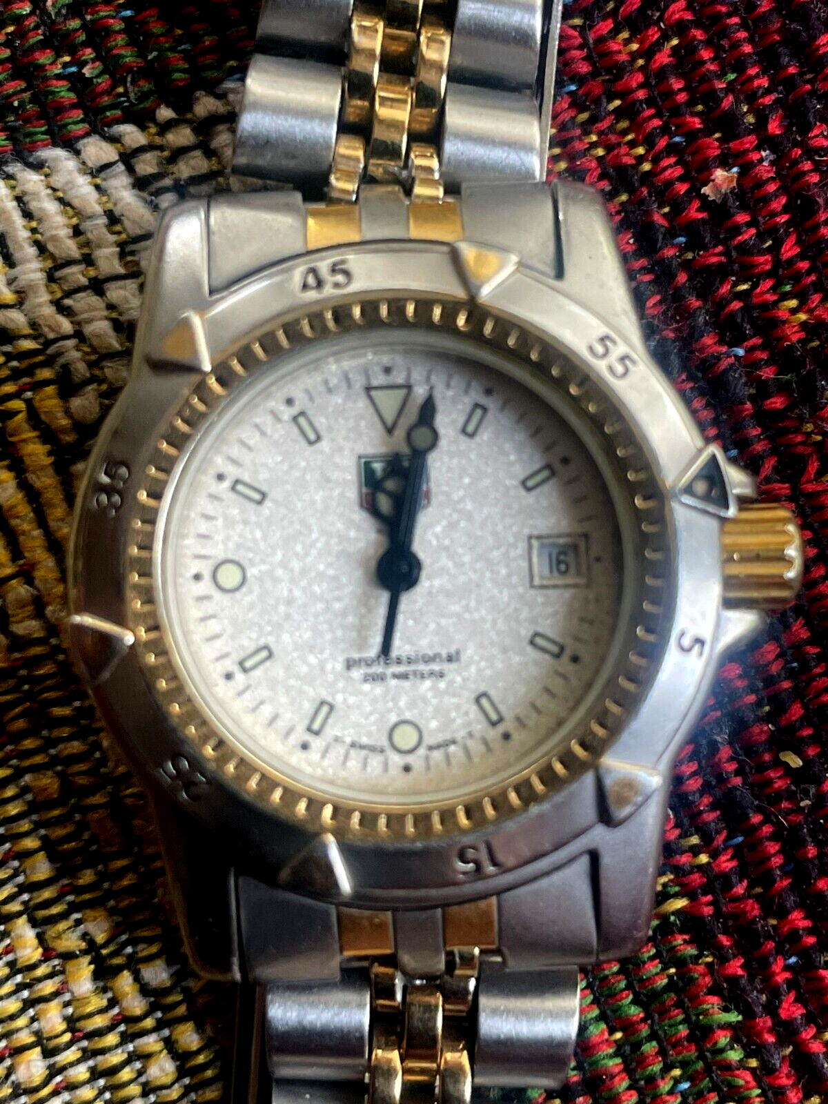 タグホイヤー プロフェッショナル 200m 腕時計 955.708G-2 クオーツ