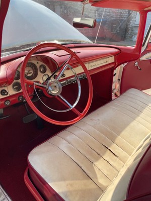 image 4 of interior