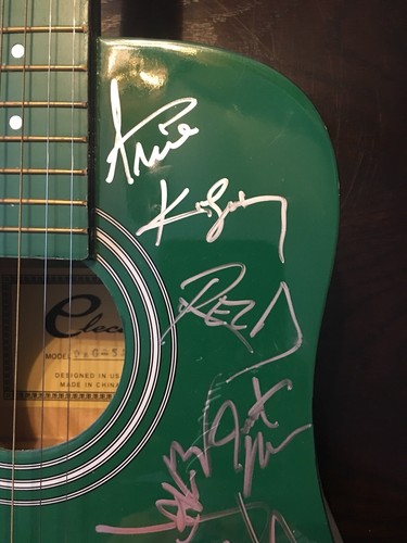 AUTOGRAPHED GUITAR WITH LOTS OF SIGNATURES FROM COUNTRY ARTISTS