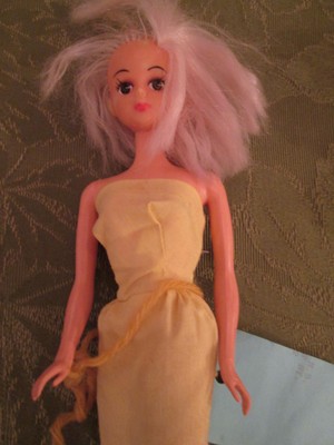 4 Vintage Mattel Barbie Doll 1 has Painted eyes long blonde hair 1966 lot W8