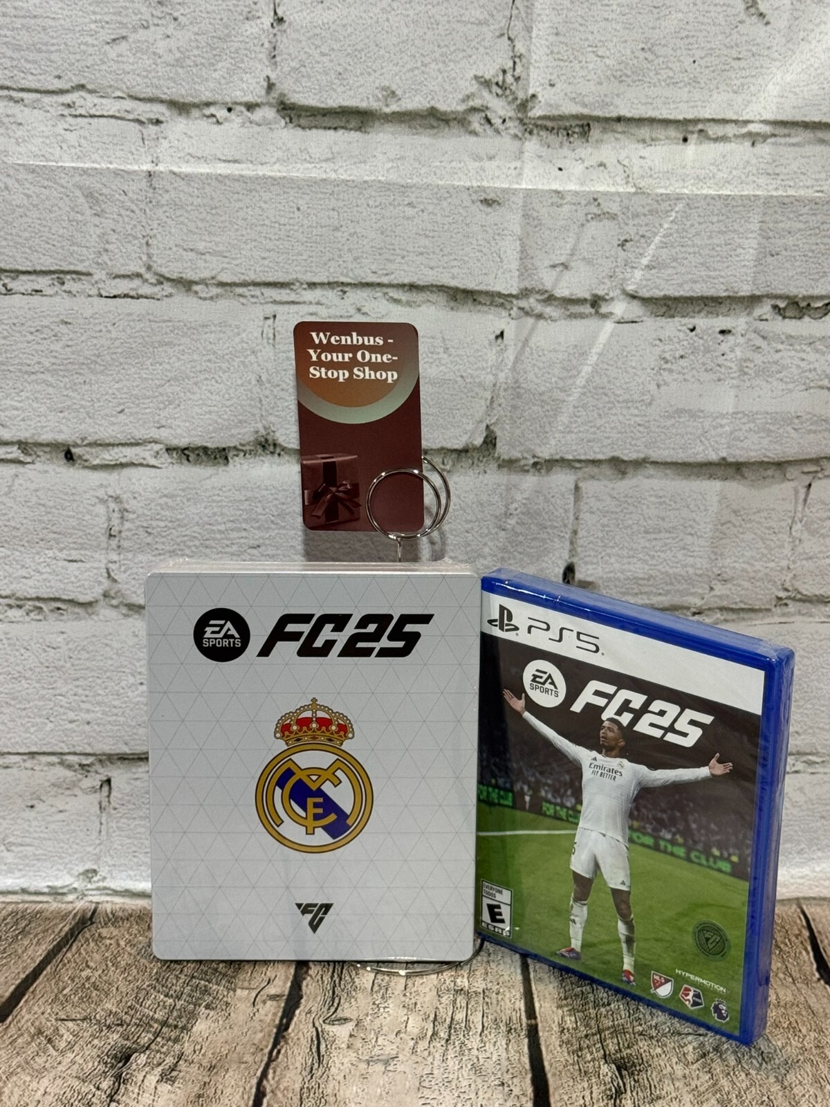 EA Sports FC 25 with Real Madrid Steelbook, PlayStation 5