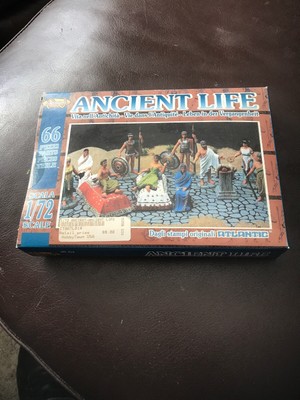Italeri Nexus 1:72 Ancient Life 66 Pieces Plastic Figure Kit ATL014U