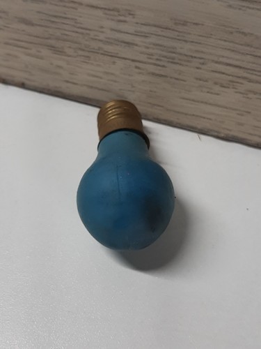 Vintage 80s Rubber Eraser- Vintage Novelty Light Bulb Eraser