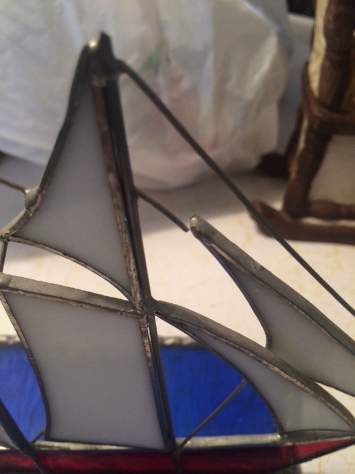 STAINED GLASS SAILBOAT IN 3D