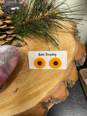 Charming Sunflower Post Earrings