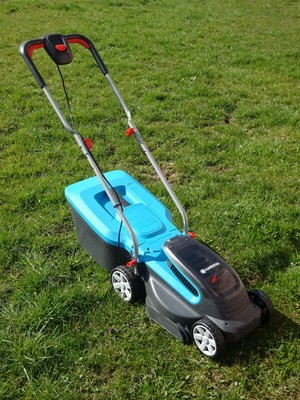 Gardena Akku Rasenmäher PowerMax Li-40/32 Solo 36V Schnittbreite 32 cm 5033
