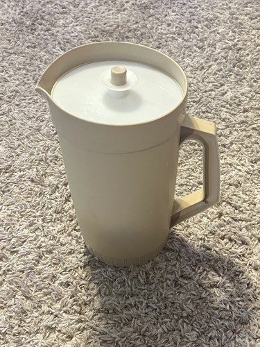 Vintage Tupperware 2 Quart Pitcher Almond Beige Push Button Lid Very Good Cond!