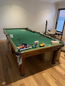 4.5 x 9 pool table