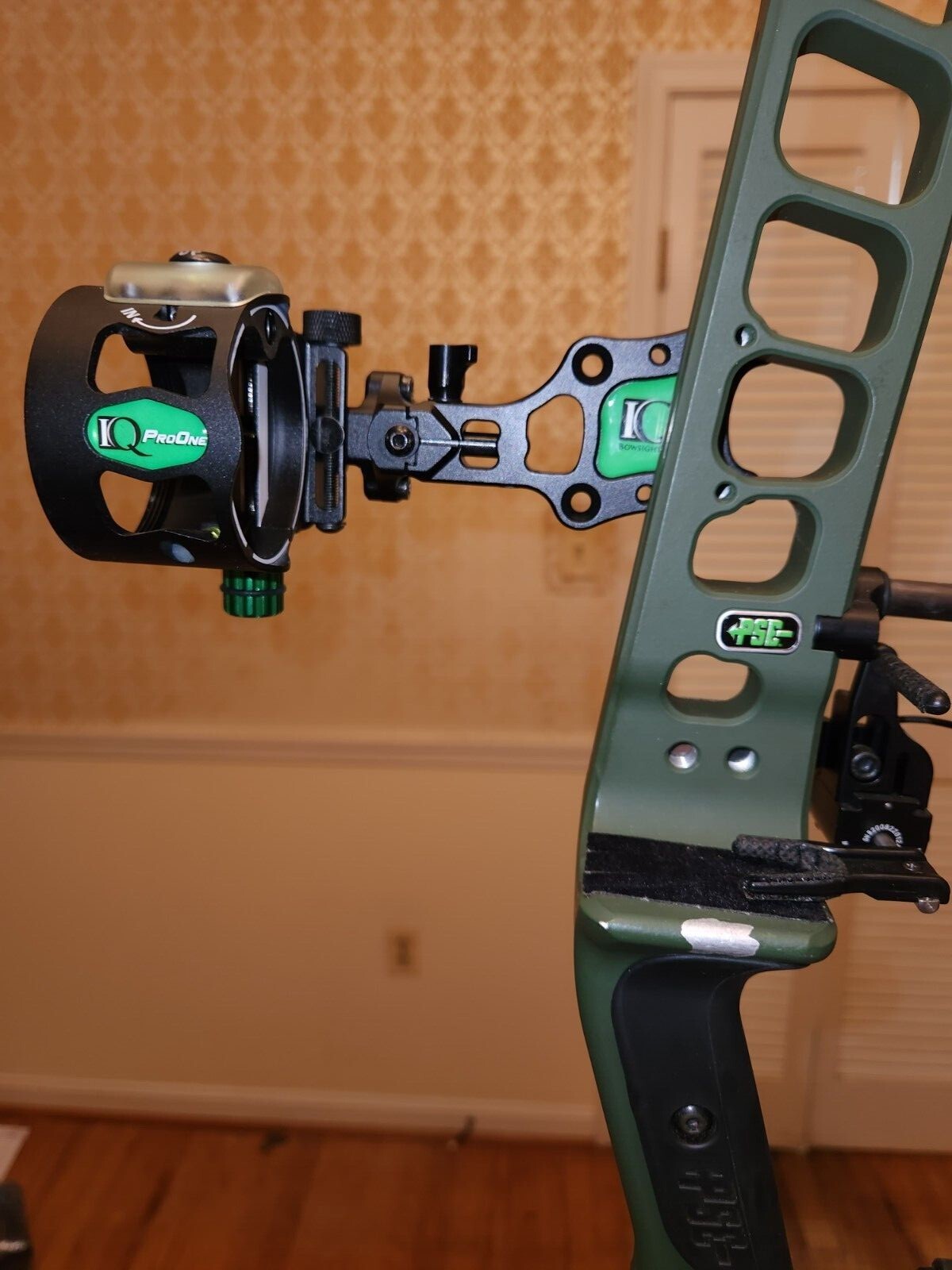 PSE Nock On EVO NTN 33 80LB Draw Compuond Bow Fully Loaded Ready to Hunt