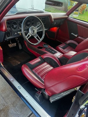 image 7 of interior