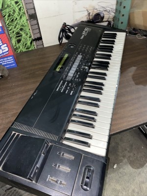 Synthesizers Roland Xp 50