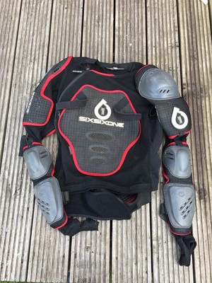 best mountain bike body armour