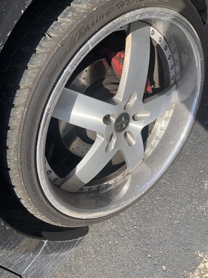 3 piece Vellanos rim  Plus New Tires Purchased Price $7000 In 2022.