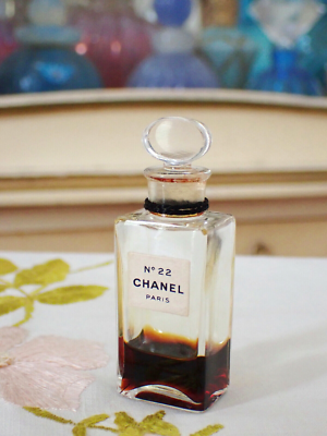 vintage chanel no. 5 perfume bottle