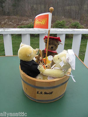 Glass Encased STEIFF 1987 LE Rub-A-Dub-Dub 3 BEAR Set Perfect Condition