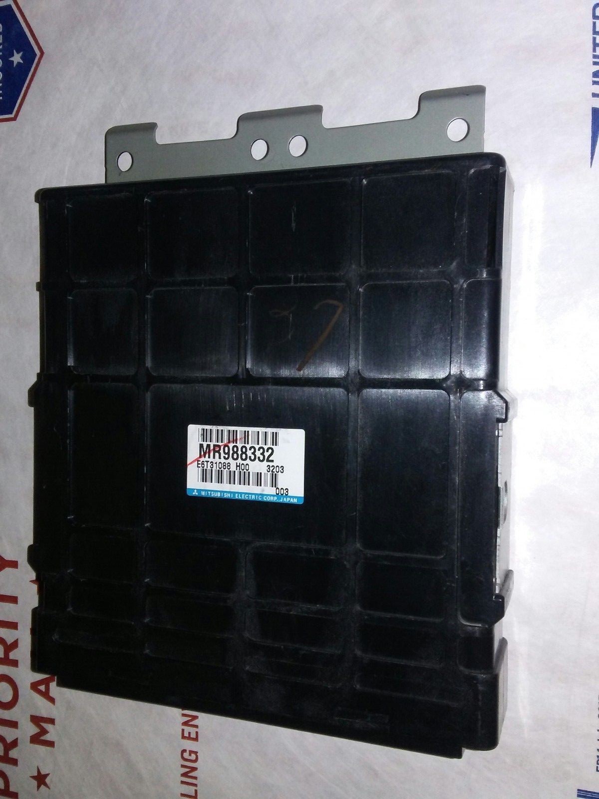 MITSUBISHI LANCER MR988332 E6T31088 ECU ECM PCM ENGINE