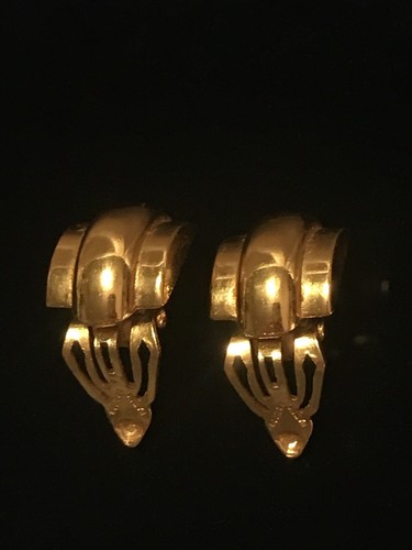 Vintage Gold Tone Clip Earrings