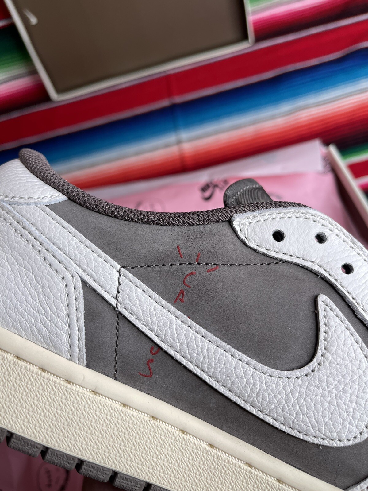Jordan 1 Low OG x Travis Scott Cactus 