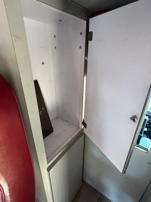 image 8 of interior