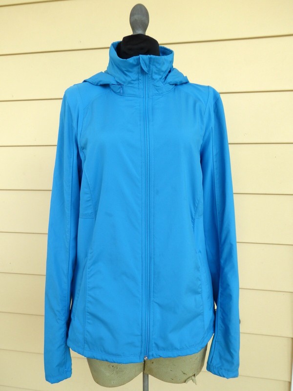 Kirkland Signature Ladies Womens Lightweight Active Jacket ZipIn Hood