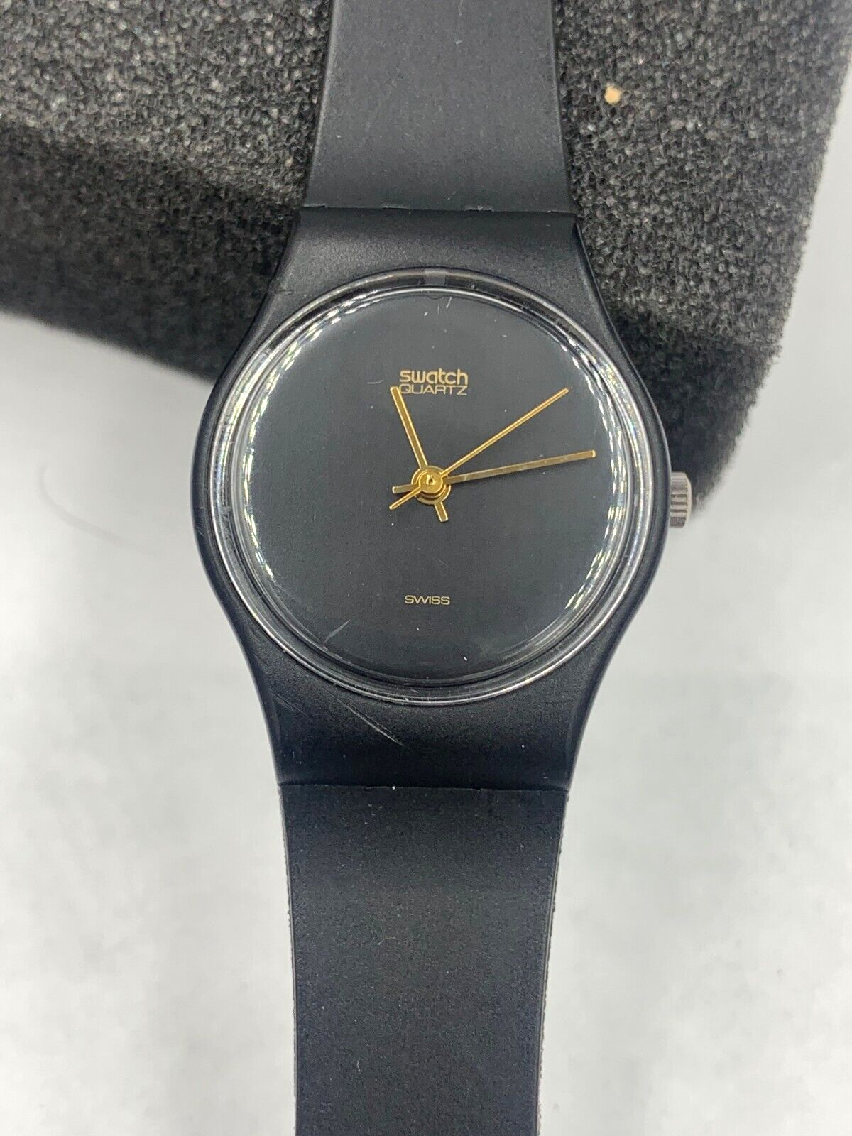 Swatch Watch Ladies Black Magic LB119 Quartz Working New