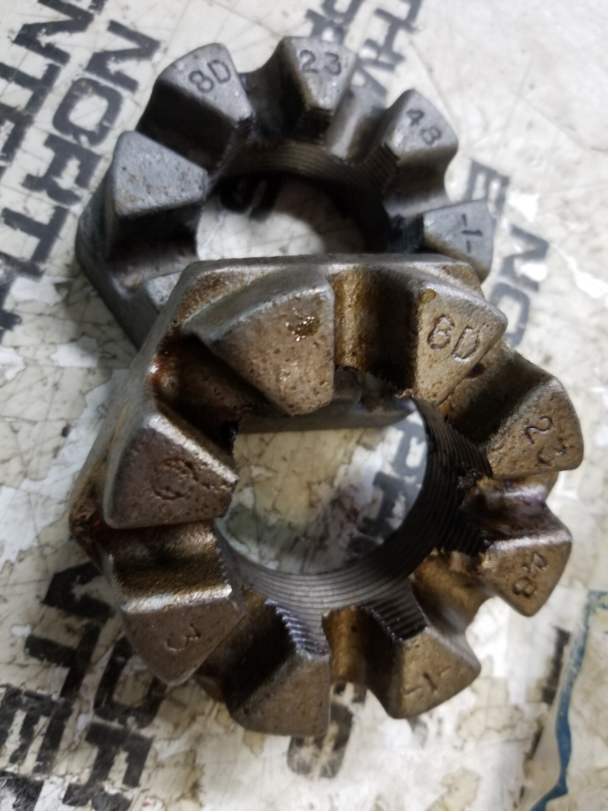 LOT OF 2PC - CATERPILLAR OEM CAT 8D-2348: 2''-12 Hex Castle Nut 8D2348 - Picture 1 of 4