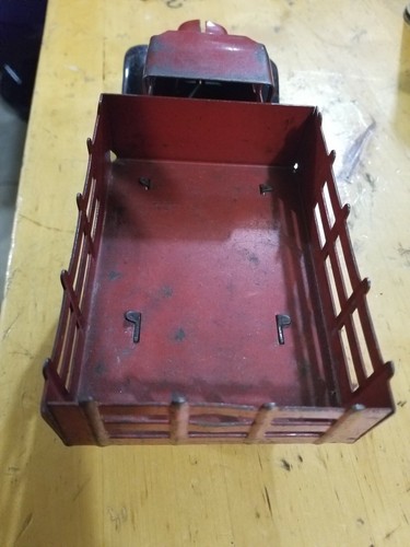 1930 Wyandotte Toys Tin Stake Truck Original Red Paint