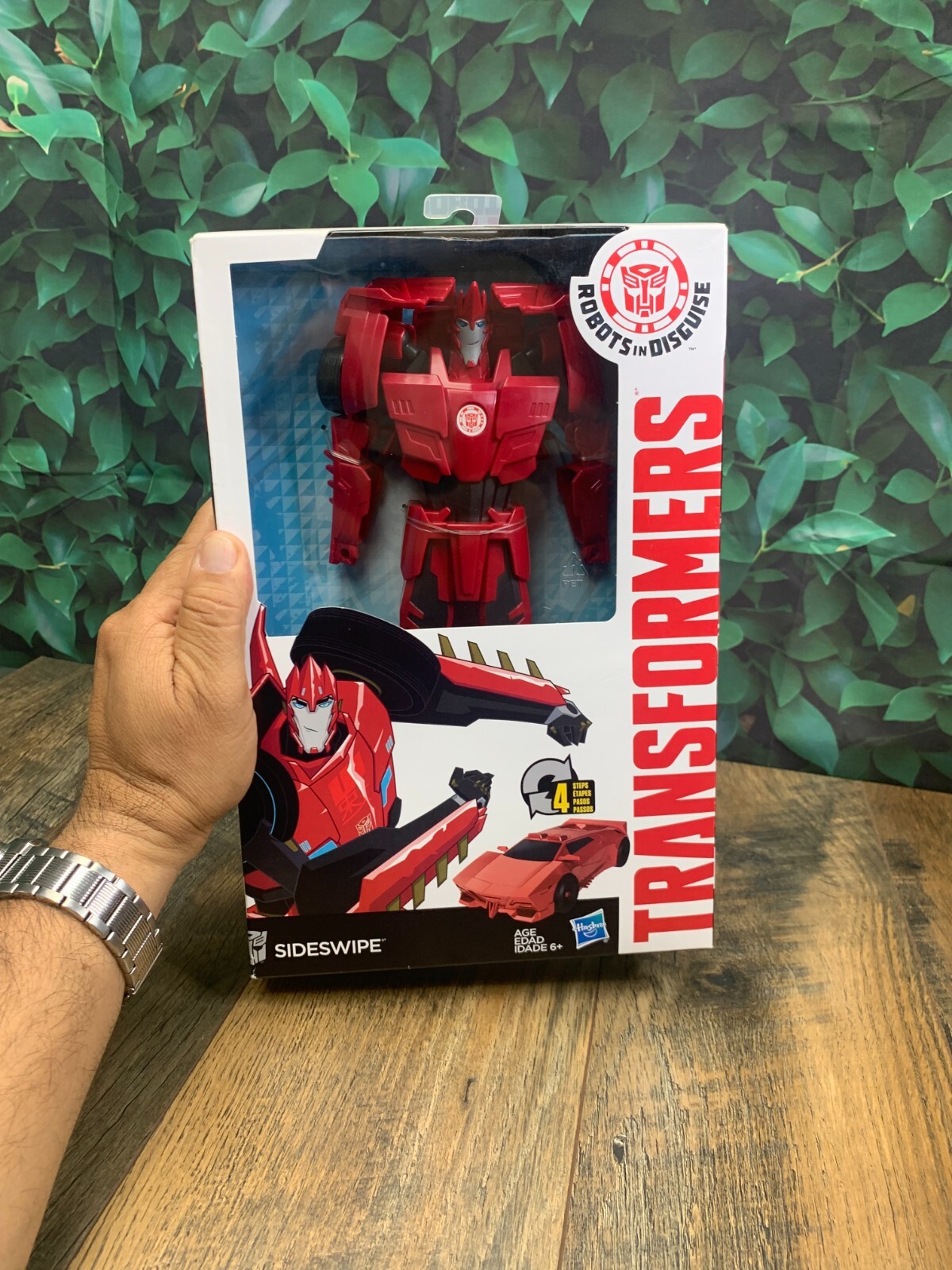 BRAND NEW IN ORIGINAL PACKAGE HASBRO TRANSFORMERS ROBOTS IN DISGUISE SIDESWIPE
