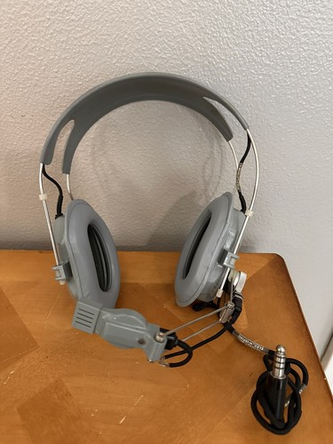 Vintage US Military Ground Crew Pilot Astrocom Headset w