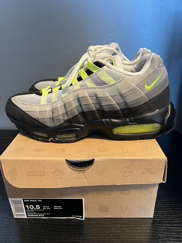 2009 Nike Air Max 95 Cool Grey Neon Volt Black Size 10.5 609048