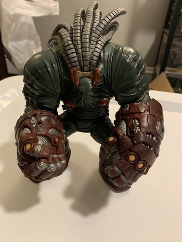 98'McFARLANE TOYS/SPAWN S12“THE CREECH” Amazon.com: Spawn Series 25 Boxed Set: Creech : Toys & Games