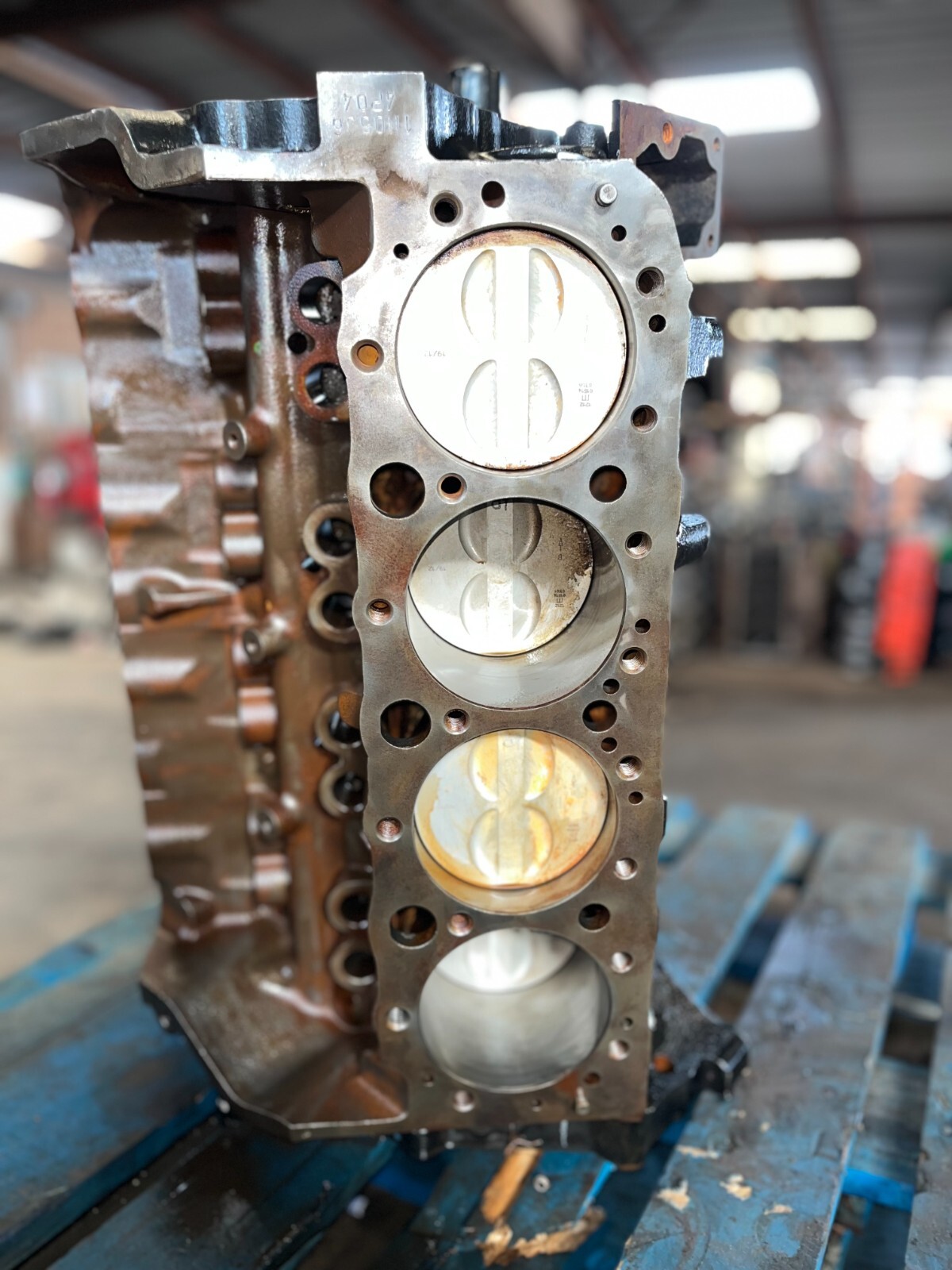 350 CHEVROLET 4 BOLT VORTEC STEEL CRANKSHAFT SHORT BLOCK EBG