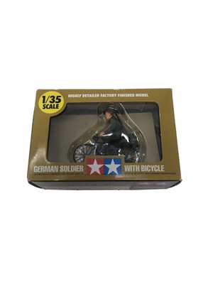 TAMIYA German Soldier with Bicycle 1:35 Finished Model Plastic 26016