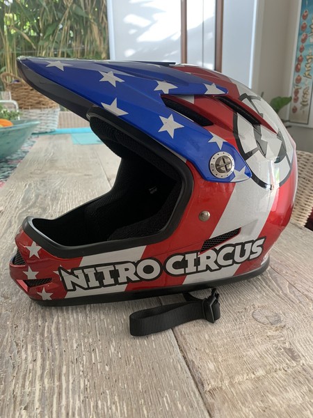 nitro circus full face helmet