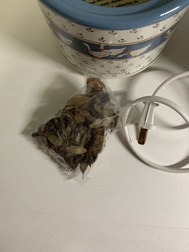 Vintage Rival Potpourri Crock Pot Country Goose Geese
