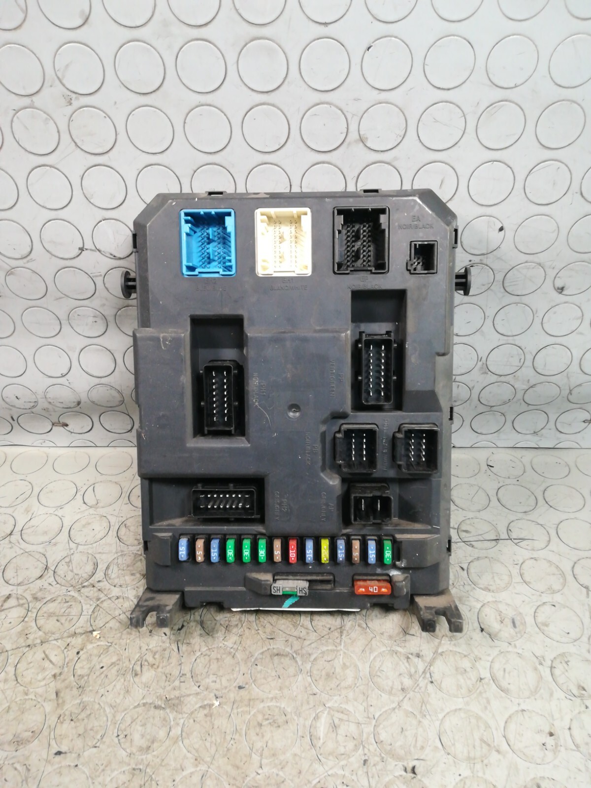 Centralina porta fusibili A PEUGEOT 207 CTROEN C3 2010 9664983080