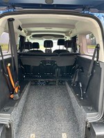Citroen Berlingo AUTO 1.5 BlueHDi Feel XL Wheelchair Accessible Vehicle WAV