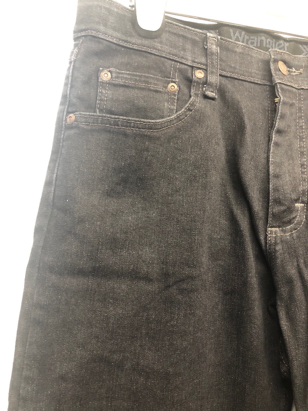 NWT Wrangler Mens Adjustable Comfort Waist Relaxed Fit Black Jeans 30 x