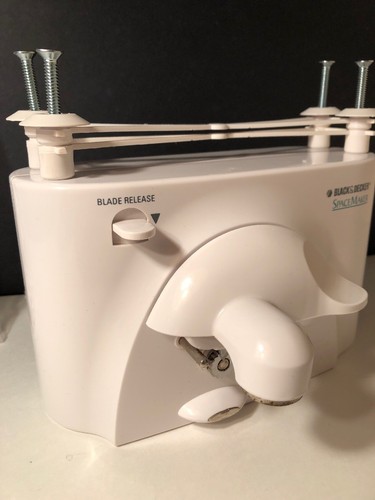 Black & Decker Spacemaker EC75 Type 1 Under Cabinet Electric Can Opener White