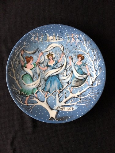 Haviland Limoges Nine Ladies  Dancing  # 9 In christmas Series Plate Yr. 1978