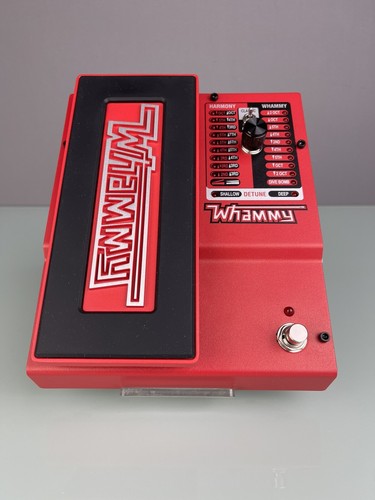 Solaris　Digitech Whammy 5 Amazon.com: DigiTech Whammy (5th Gen) 2-Mode Pitch-shift