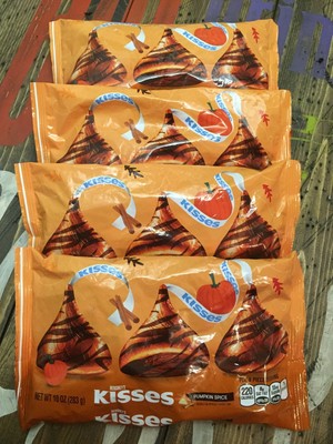 4 Bags Hershey39s Kisses PUMPKIN SPICE Flavored Candy Orange FALL EDITION 10 oz 
